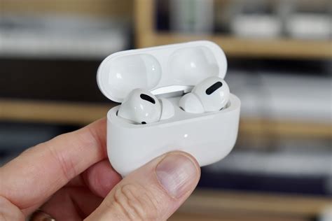 airpods als mikrofon|Unlock the Power of Your AirPods: How to Use Them as a。